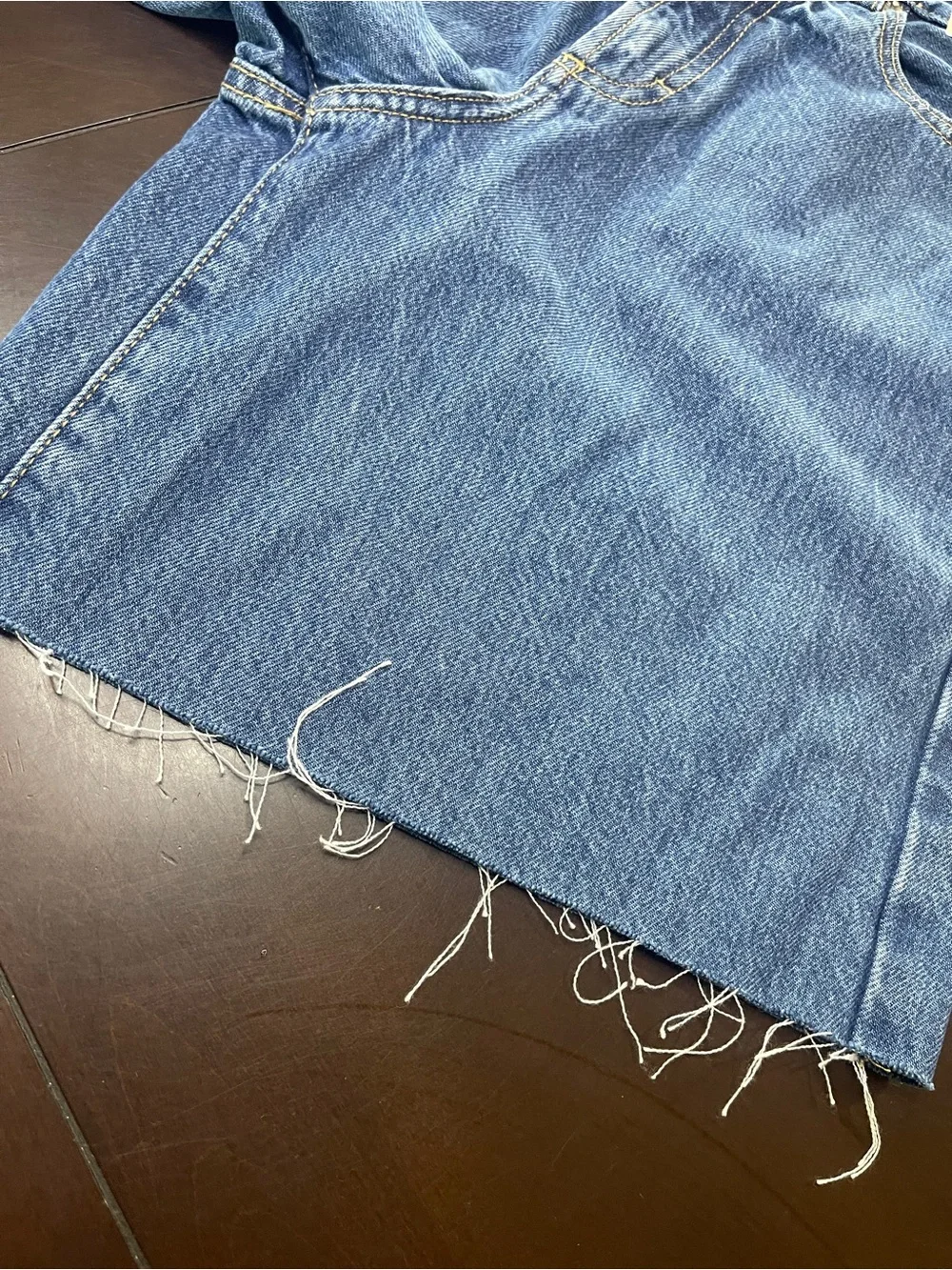 NWT Universal Thread Women's High Rise Long Denim Shorts Size 6R | Raw Hem